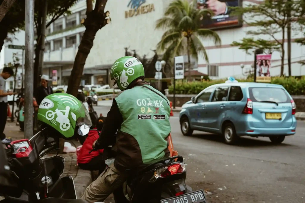 gojek with go food name