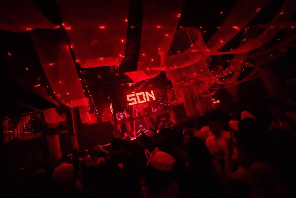 party in canggu vault nightclub