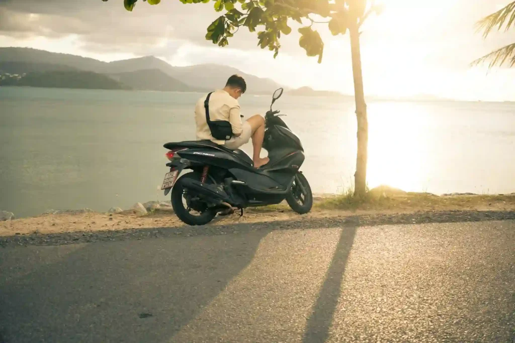 ride automatic motorbike with a view in bali