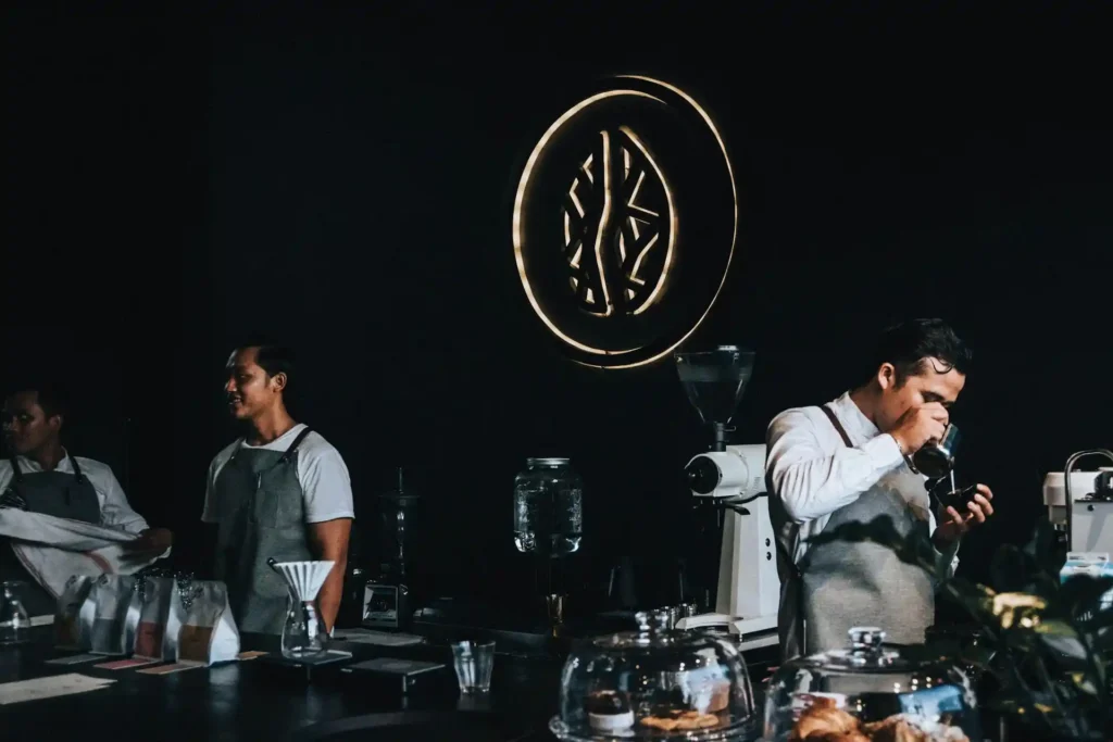 visit cafe in canggu while travel near canggu